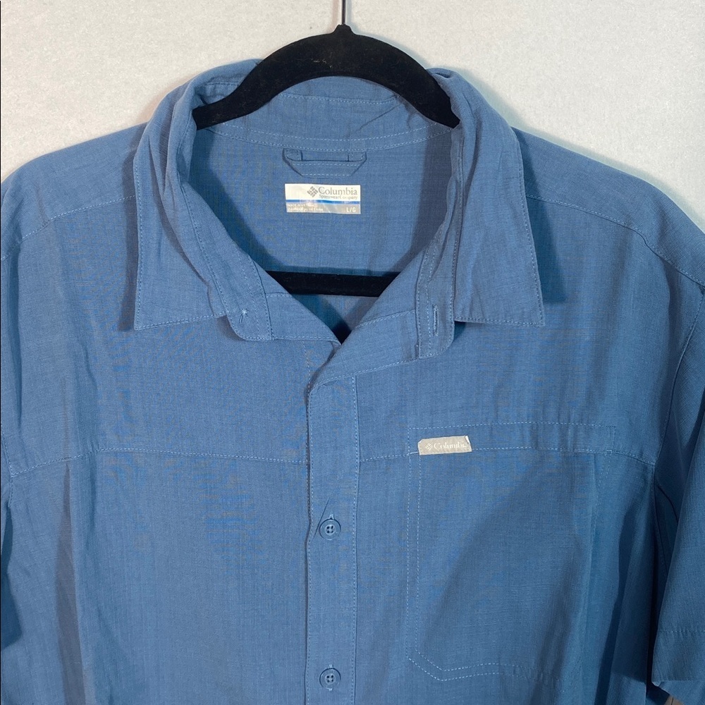 Columbia Men's Blue Short Sleeve Button Down Shirt Size Large - Picture 2 of 10